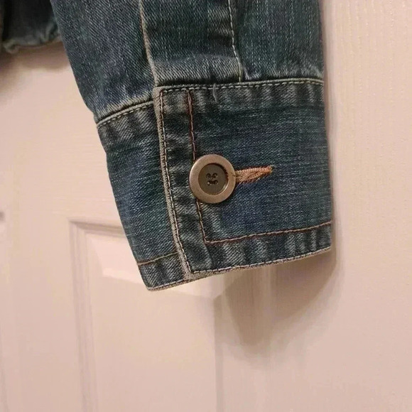 Denim Jacket 2 Button  Blazer Blue Size 11 Stretch Mid Wash - Picture 2 of 6